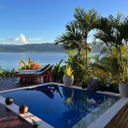 Naveria Heights Lodge Savusavu Exteriör bild