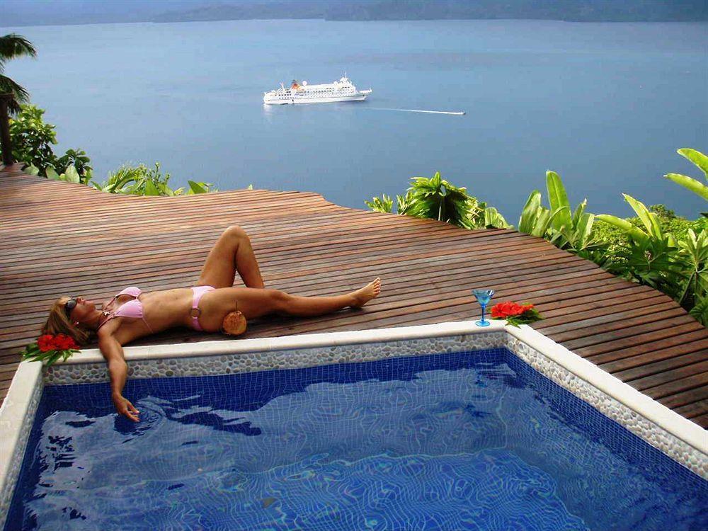 Naveria Heights Lodge Savusavu Exteriör bild