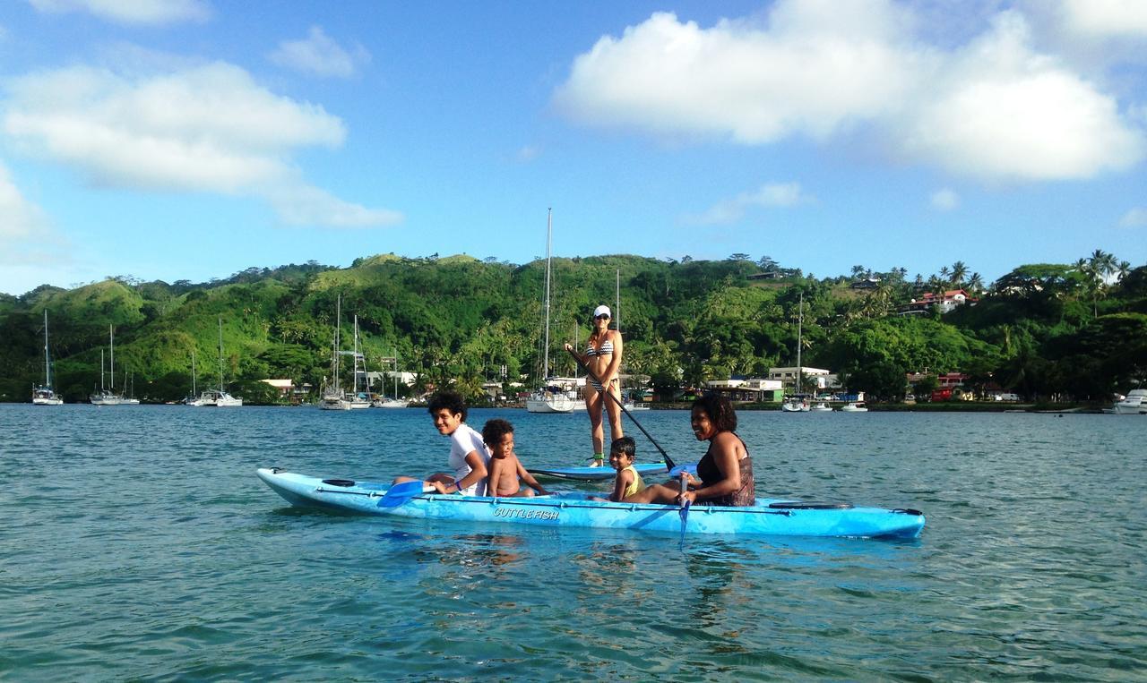 Naveria Heights Lodge Savusavu Exteriör bild