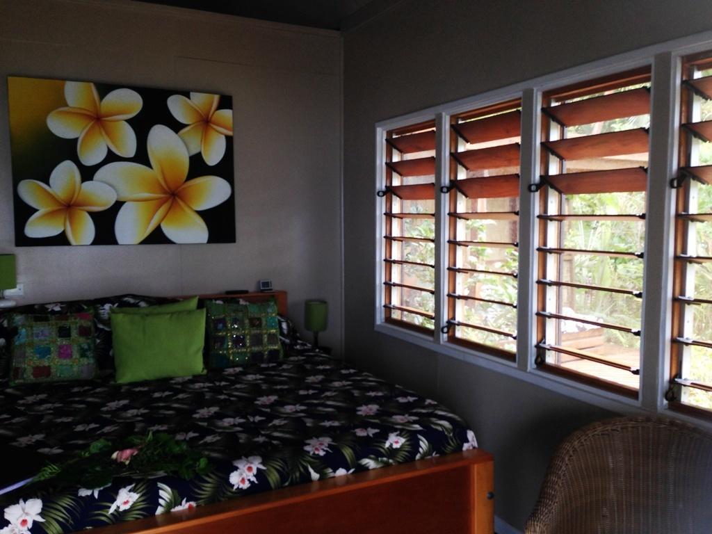 Naveria Heights Lodge Savusavu Exteriör bild