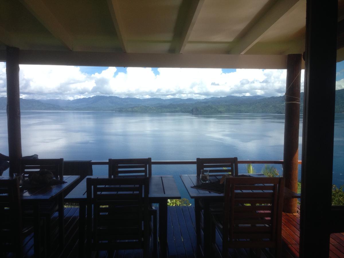 Naveria Heights Lodge Savusavu Exteriör bild