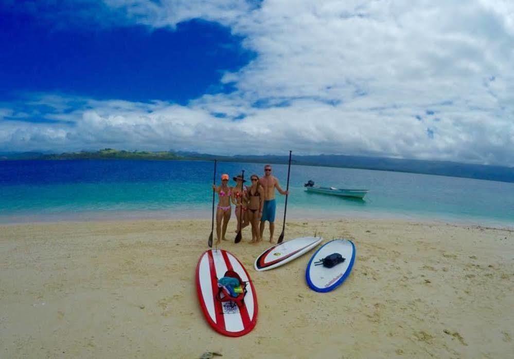Naveria Heights Lodge Savusavu Exteriör bild